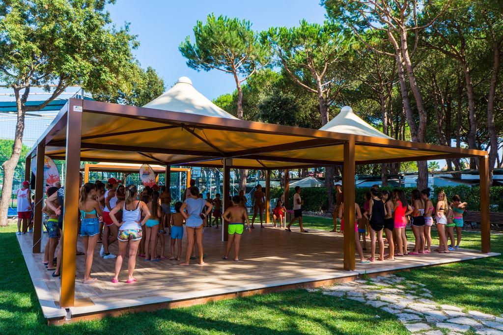 Holiday Village Fondi Luaran gambar